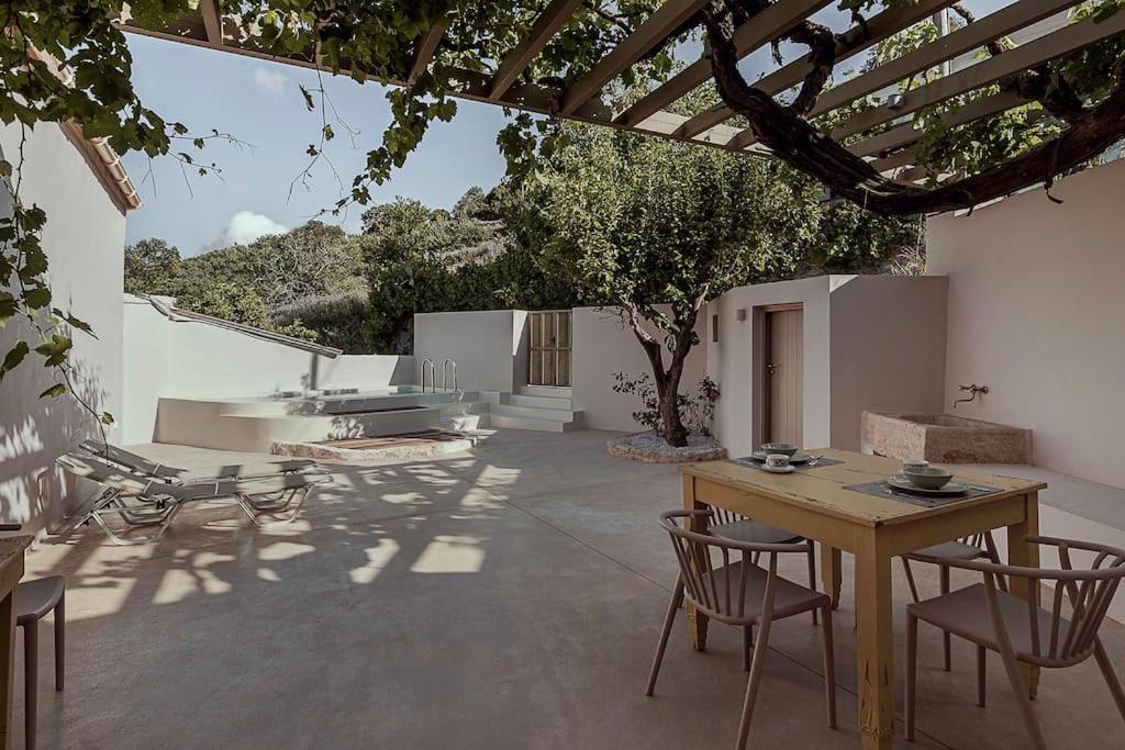 Вилла Lotusland, A Relaxing House At Amari Rethymno Agia Fotini  Экстерьер фото