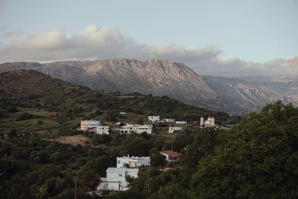 Вилла Lotusland, A Relaxing House At Amari Rethymno Agia Fotini  Экстерьер фото